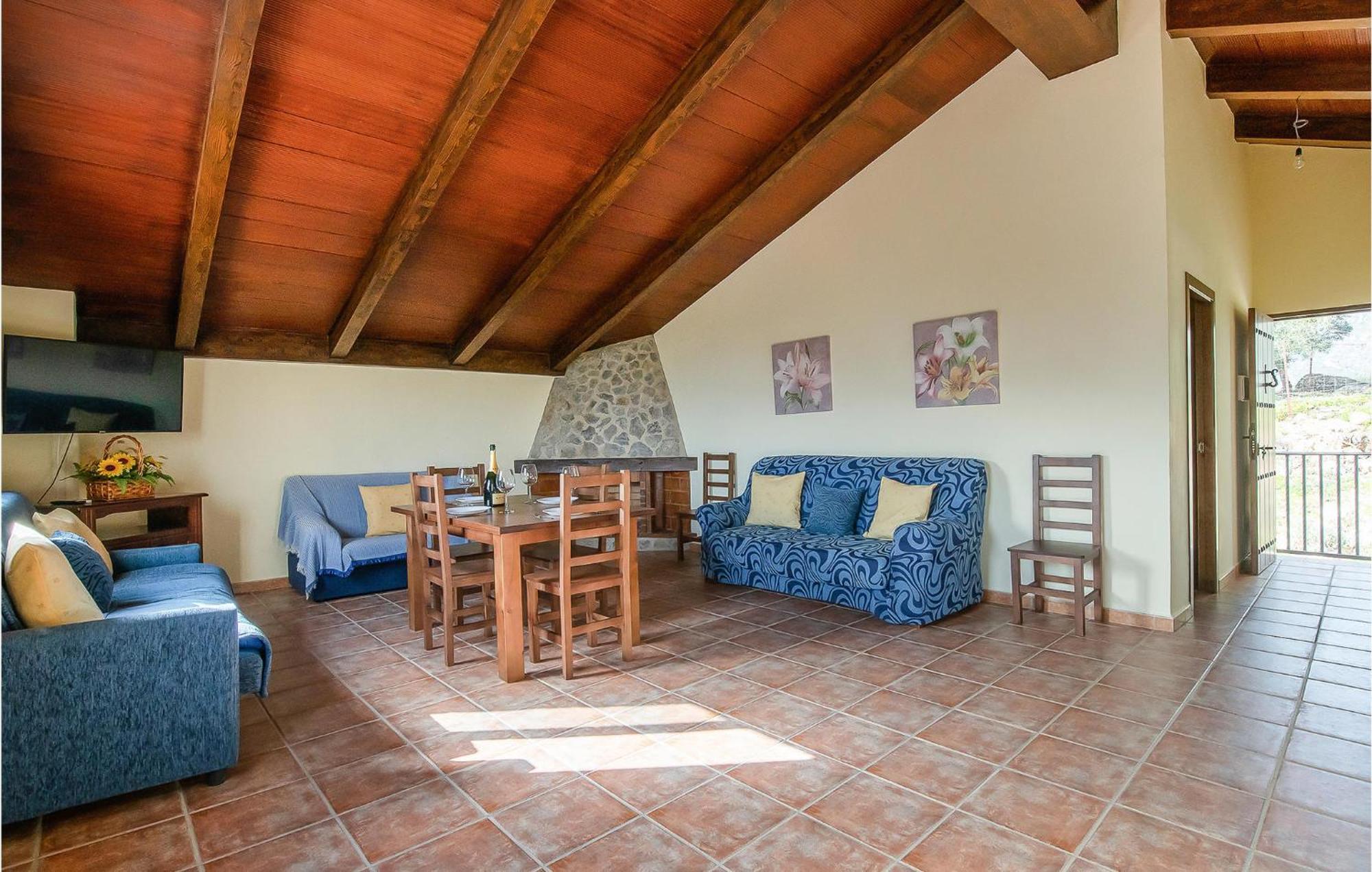 Gorgeous Home In Algodonales With Kitchen ภายนอก รูปภาพ