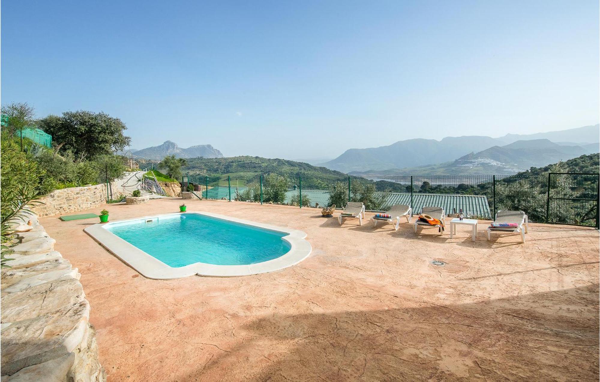 Gorgeous Home In Algodonales With Kitchen ภายนอก รูปภาพ
