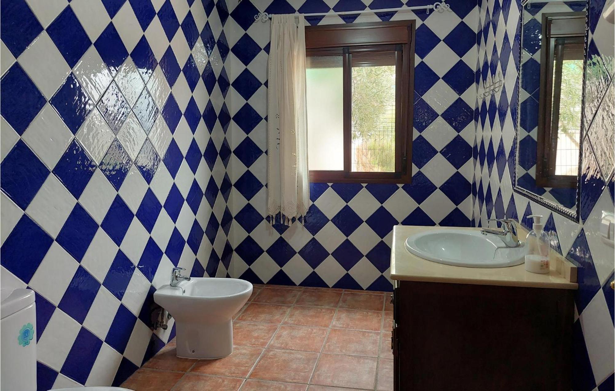 Gorgeous Home In Algodonales With Kitchen ภายนอก รูปภาพ